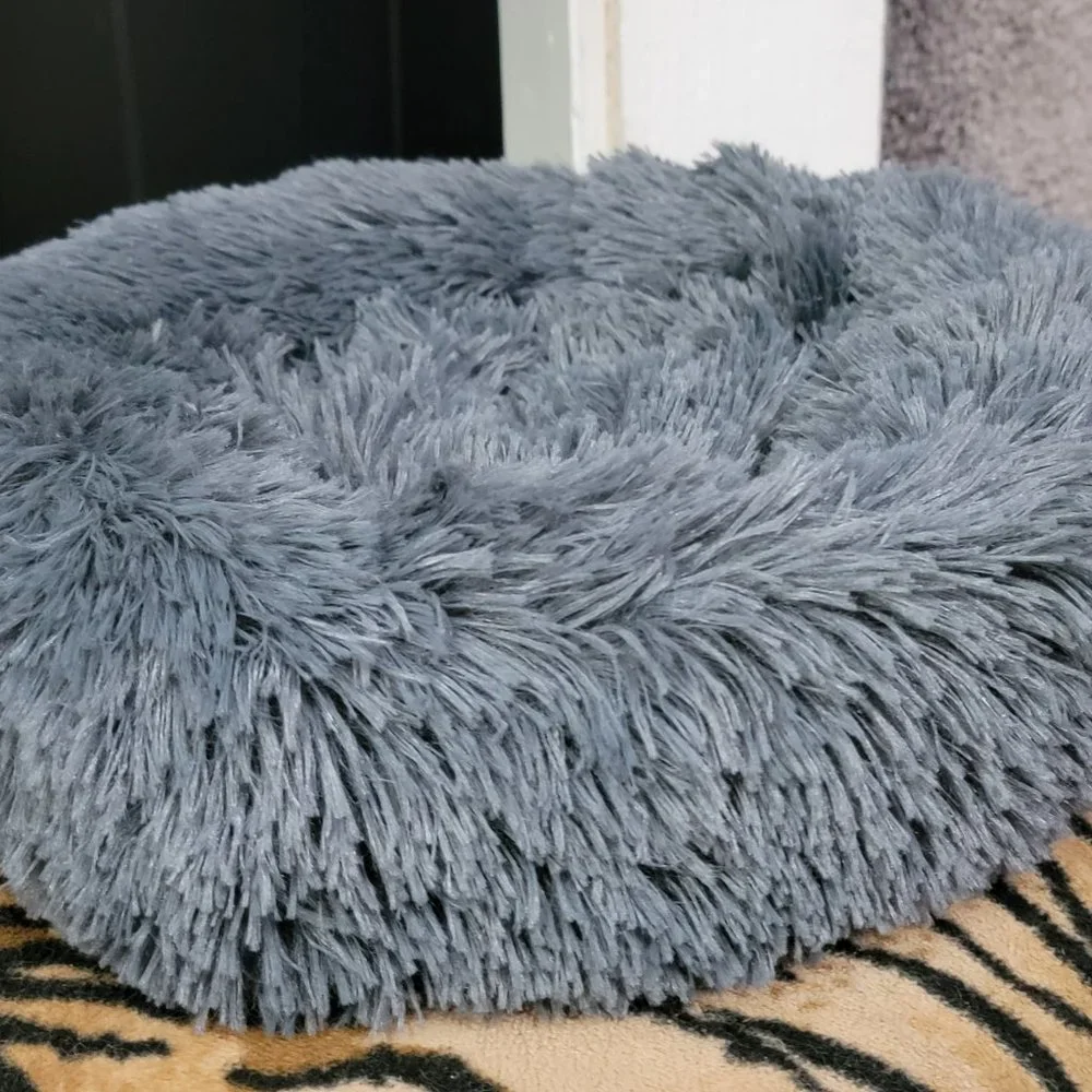 Pet Bed Dog or Cat Puppy Kitten grey 16 in Round Plush Bran New!